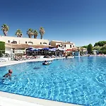 Odalys Saint Loup Semesterpark 3*