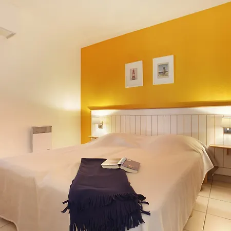 Odalys Saint Loup 3* אגדה