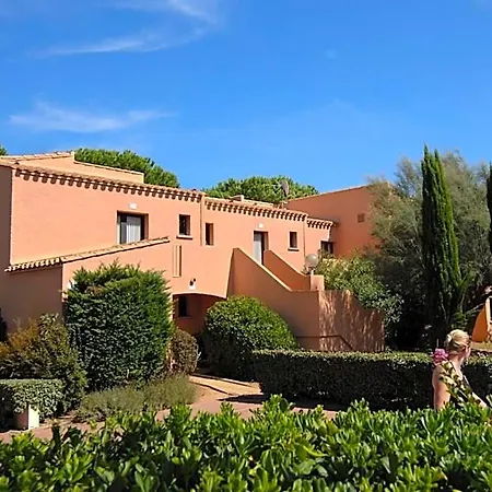 Odalys Saint Loup 3* 아그